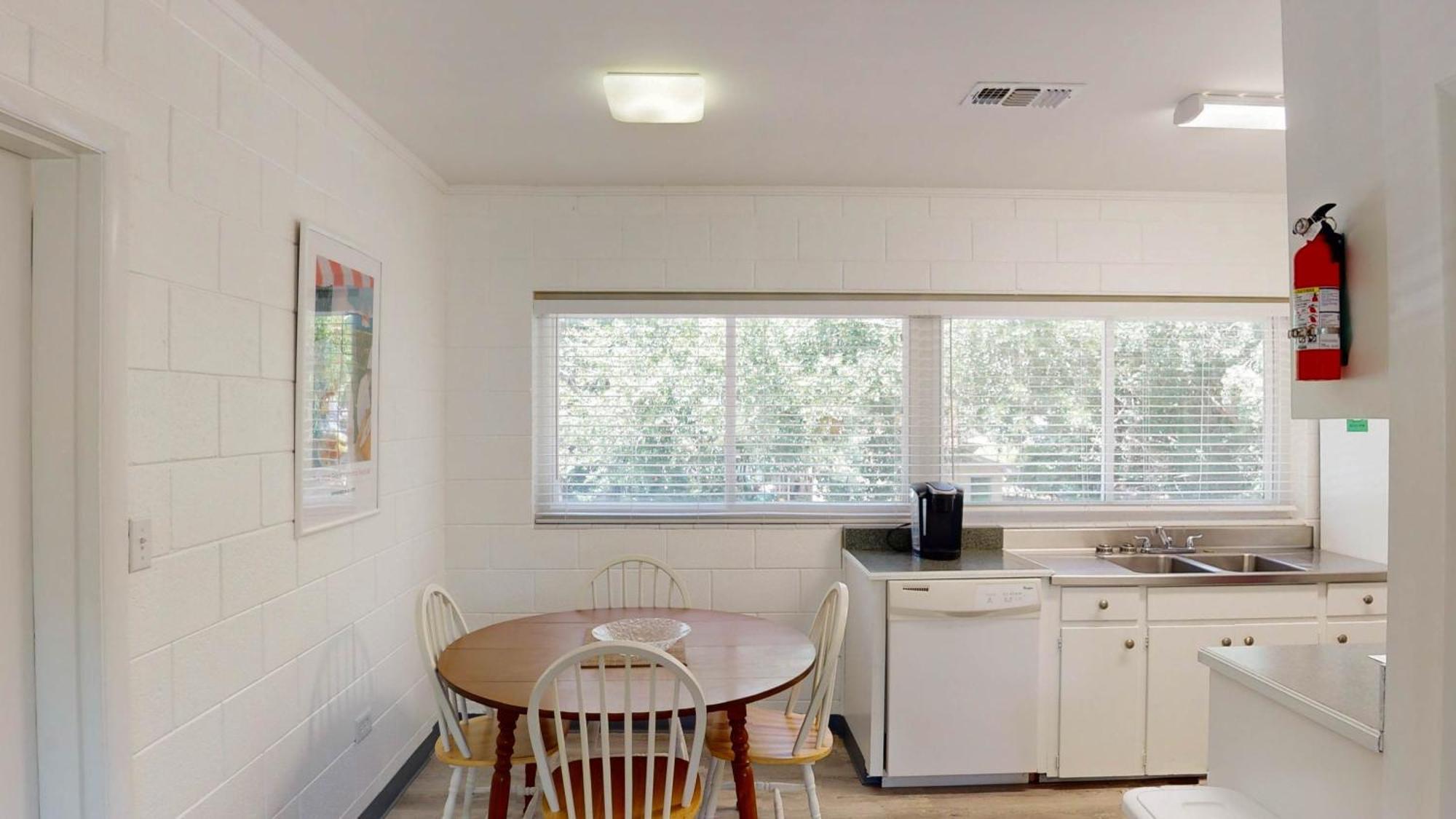 Atlantic Breeze By Jekyll Realty Apartment Jekyll Island Room photo