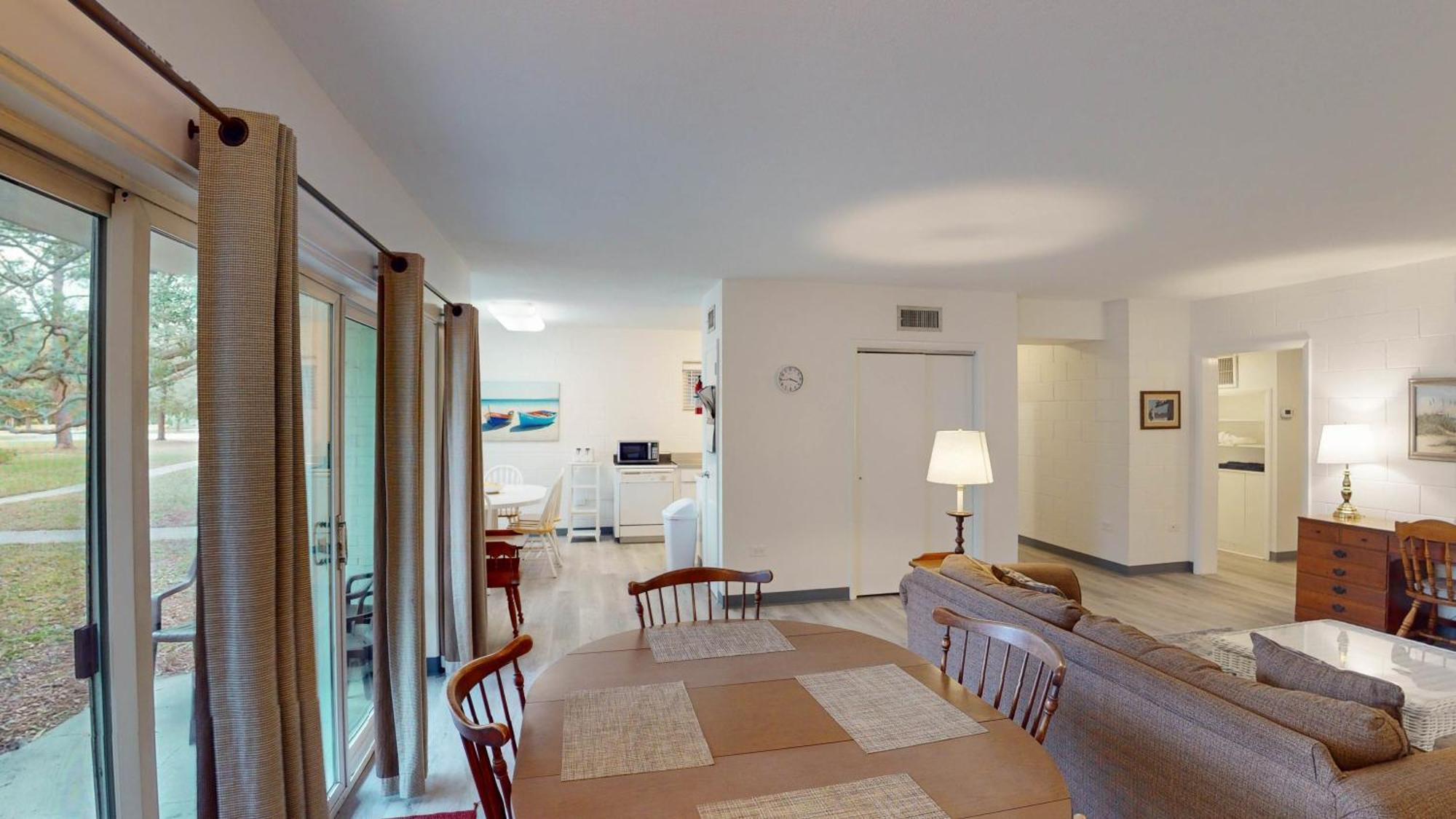 Atlantic Breeze By Jekyll Realty Apartment Jekyll Island Room photo
